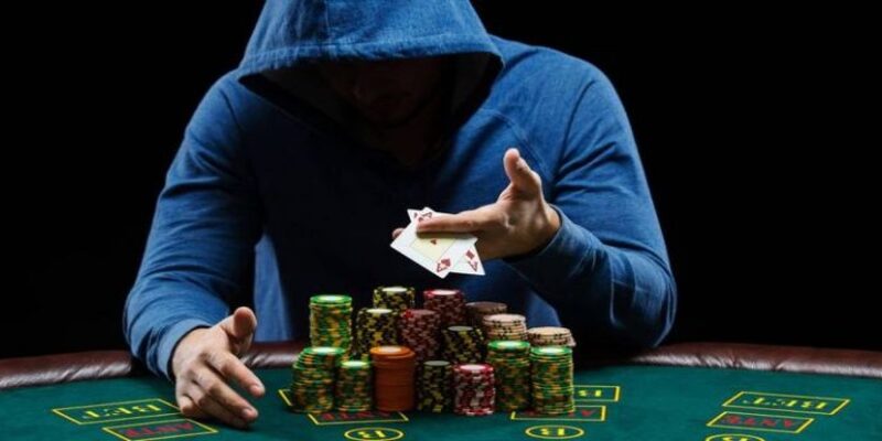 Chia sẻ bí kíp chơi Poker 77WIN luôn thắng